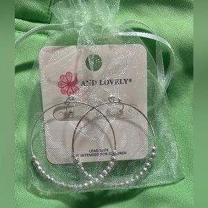 Assorted jewelry. Most all is Plunder.